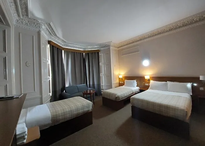 Edinburgh House Hotel